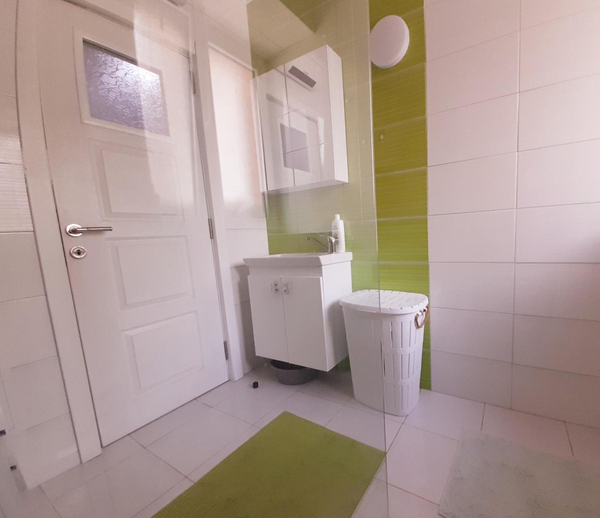 Central Modern Apt With Garden Струга Экстерьер фото