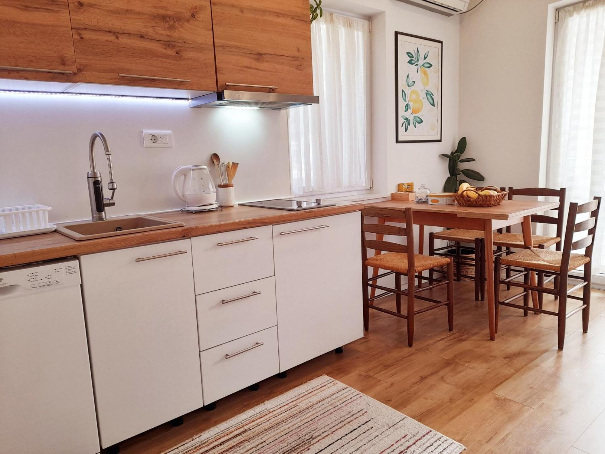 Central Modern Apt With Garden Струга Экстерьер фото